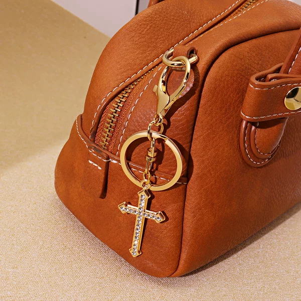 European and American New Simple Cross Keychain Pendant Personalized Creative Pendant Fashion Bag Key Chain Decoration