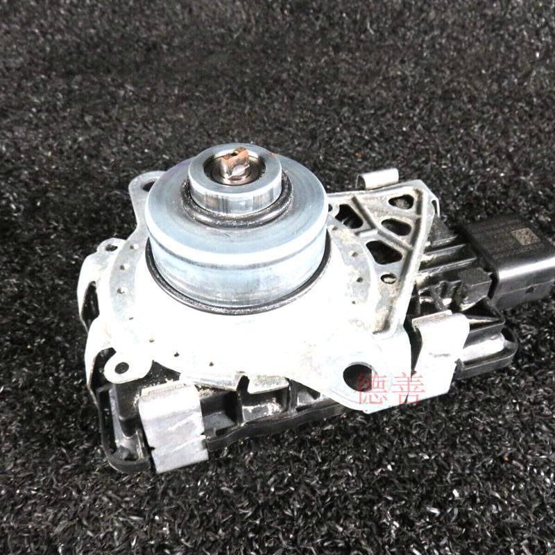 Applicable Mercedes-Benz GLE300 GLE320 GLE350 GLE400 GLE450 GLE63 transfer case motor