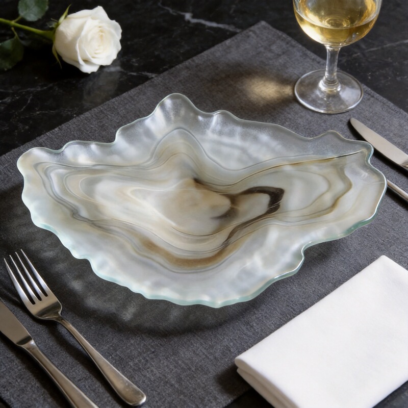 Innovative Cloud-Shaped Oyster Glass Plate, Transparent Plate, New Luxury Style Sea Cucumber Western Food Plate, Household Tableware Set Wholesale