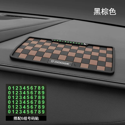 Anti-slip mat – for Dodge Challenger Hellcat SRT - diamond-anti-slip-mat-domeqi-black-brown-with-number-plate