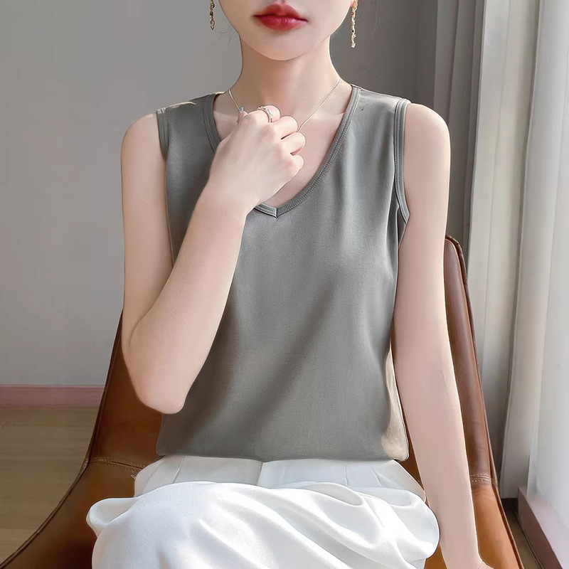 100% Pure Cotton! Round Neck Sleeveless Camisole for Women, Loose Fit, Slimming Top, Suitable for Wearing under a Blazer or as a Base Layer 100% Pure Cotton! Round Neck Sleeveless Camisole for Women, Loose Fit, Slimming Top, Suitable for Wearing under a Blazer or as a Base Layer