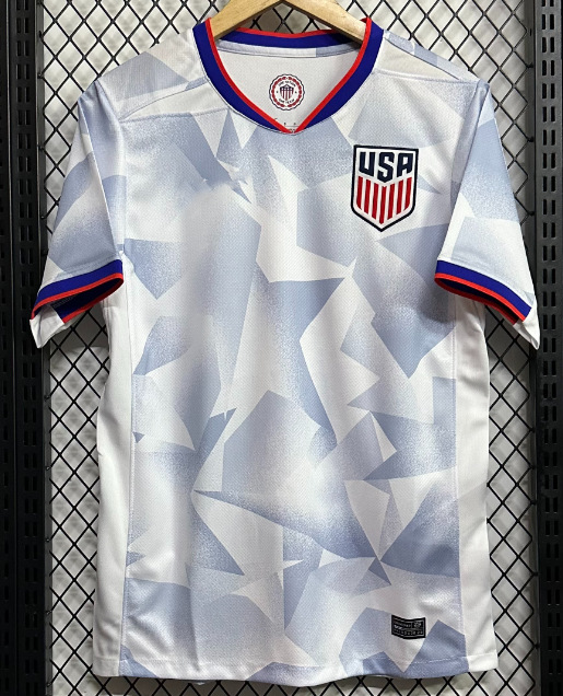 Una pieza de camiseta 2425 equipo nacional México Italia Brasil España Portugal uniforme de fútbol bordado