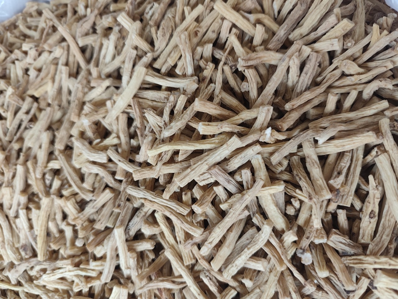 Dried Codonopsis Root Segments Dang Shen 500g Bulk Loose Raw Herb for Tea and Soup quality and texture
