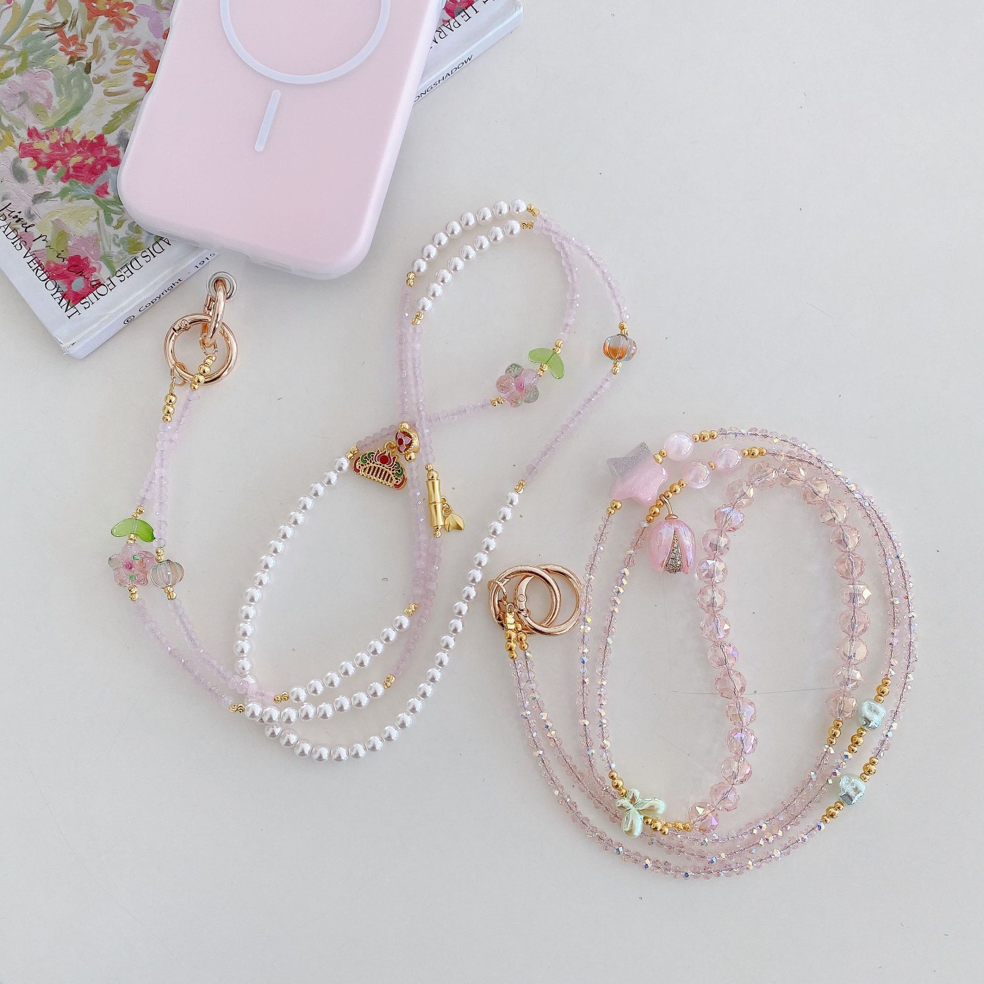Cadena de teléfono móvil de alta gama hecha a mano de boutique, cadena de pulsera de flores, cordón de teléfono móvil de moda, cordón de mensajero largo y corto