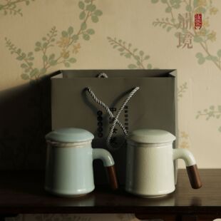 Ru Kiln Ru Porcelain Creative Country Tide Style Wooden Handle Cup with Lid Tea Separation with Strainer Office Cup Ceramic Mug
