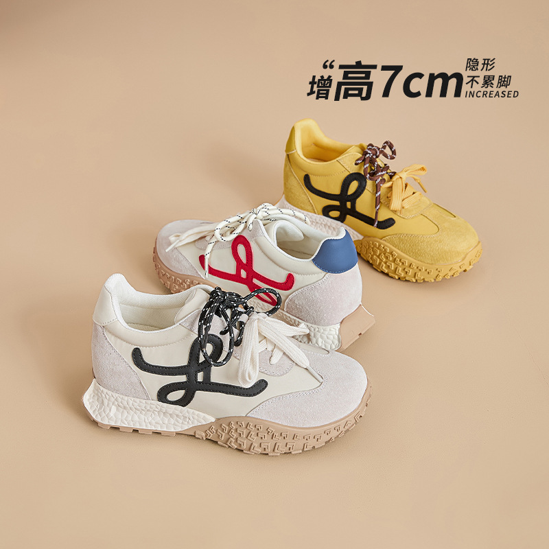 7CM 높이 증가 여성 신발 봄과 가을 복고풍 작은 다용도 두꺼운 밑창 포레스트 검프 신발 캐주얼 운동화