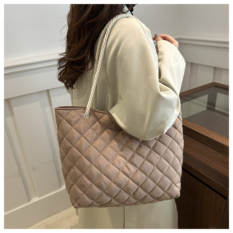 166g Weight Polyester Lining Material Sewing Thread Fashion Element Zipper Closure Type Double Shoulder Straps Strap Type Tote Bag Bags Type Casual, Daily, Shopping Occasion Nylon Material Solid Color, Lingge Pattern Autumn&Winter Season Women's Gender Classic Style Style Square Shape Women's Nylon Solid Color Lingge Classic Style Sewing Thread Square Zipper Tote Bag 11
