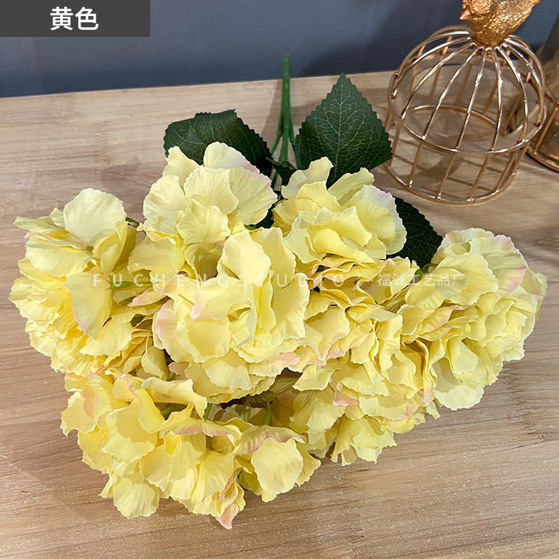 Yellow (5 beams per color, less shots)