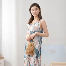 ��ɫ�U�ղݾ���ɳ�����ļ����s�U���޾����W���͹��L�������Ů��