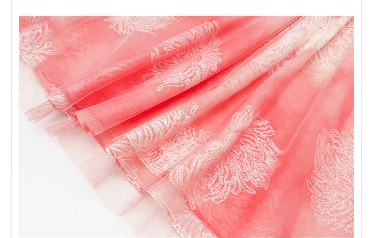 Đầm maxi nữ thắt eo phong cách tân cổ điển, tay ngắn, thêu hoa kết hợp voan nhiều tầng — Bột đào chi tiết 5
