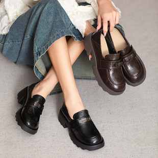 2025 Spring and Autumn New Slip-on Sheepskin Loafers Platform Platform Commuter British Style All-match Casual Leather Shoes