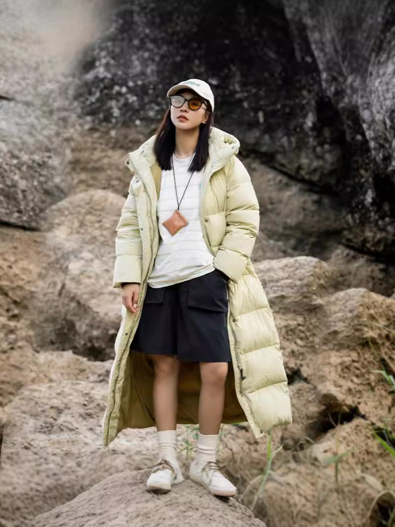 2025 冬肥厚エクストラロンググースダウンジャケット女性の膝上ロングハイエンドスリム屋外極寒グースダウンジャケット暖かいジャケット