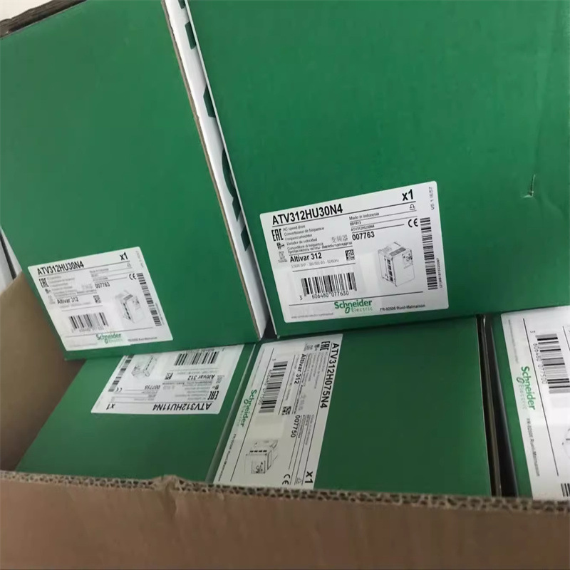 全新原装 SCHNEIDER ATV212HD37N4 变频器 现货实拍 议价