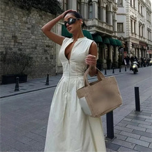 �羳���Q�W���LŮ�bZA���uͨ������|ͨ�ڈA�I�o�������B��ȹ