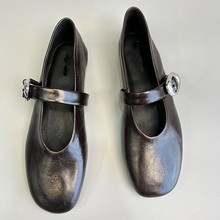������ŮЬ��Ƥ�����俨���һ��ʽ�ێ����sƽ�װ���Ь��ܛ��Ь