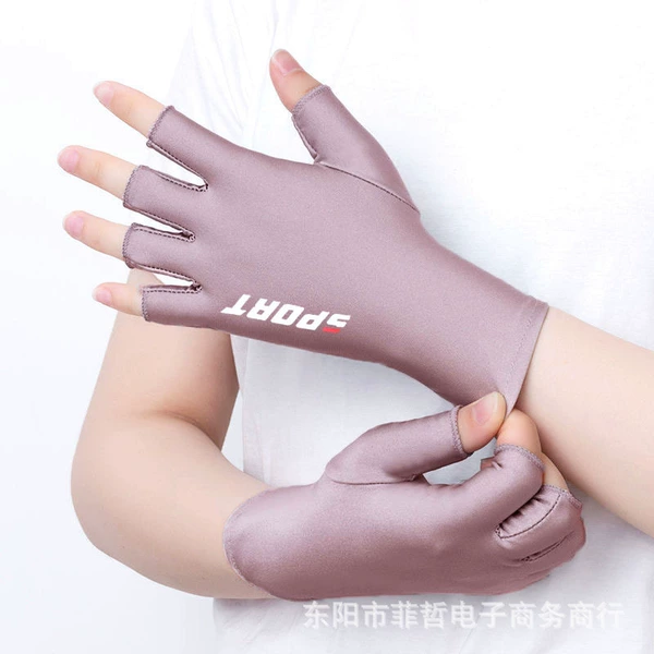 Ladies Sports-half refers to [bean paste color]