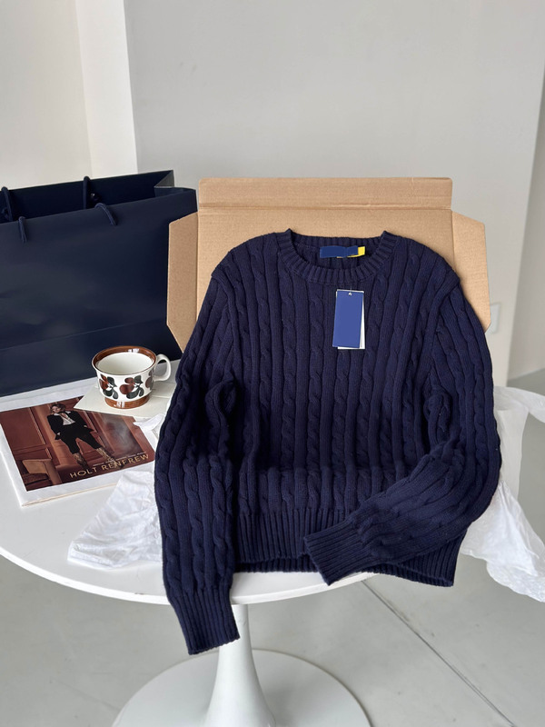 25秋冬の新型刺繍の馬標の経典の絞首刑のセーターの丸首の麻の花のカバーの頭は百合の怠惰な風です。|undefined