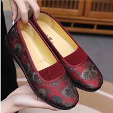 秋季老北京布鞋女鞋中老年人软底防滑妈妈鞋透气舒适宽松奶奶鞋43