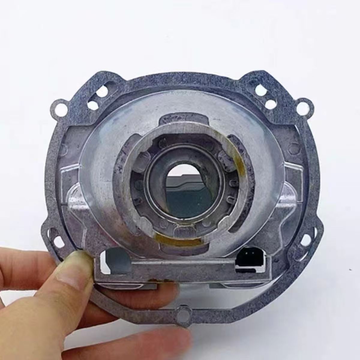 Accesorios de modificación de automóvil Soporte universal Hela lente bifocal Accesorios de automóvil Modificación Soporte de conversión universal