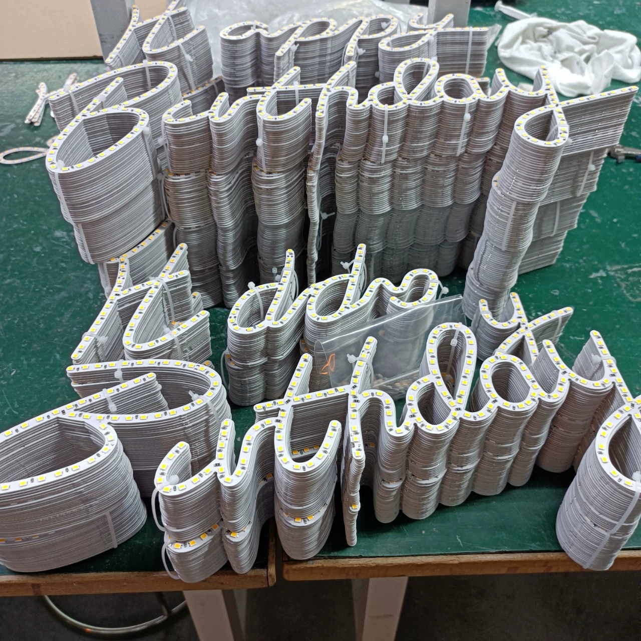 Светодиодная плата 5В на алюминиевой основе для букв, светодиодный источник света, светящиеся неоновые буквы