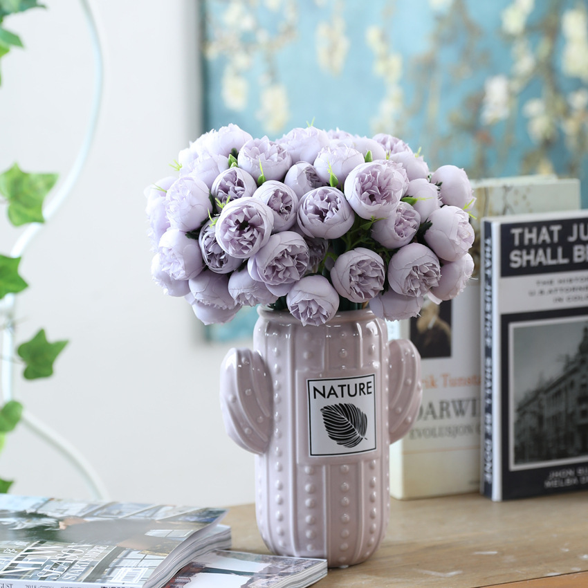27 tea rose lafite bouquet