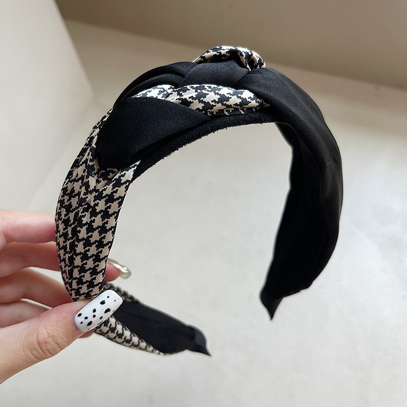 Geflochtener Knoten, Farbkontrast, Tausend-Vogel-Karo-Kopfband, Südkorea, frittierte Teigdrehungen, Clip-Ornament, elegant_voghion.com