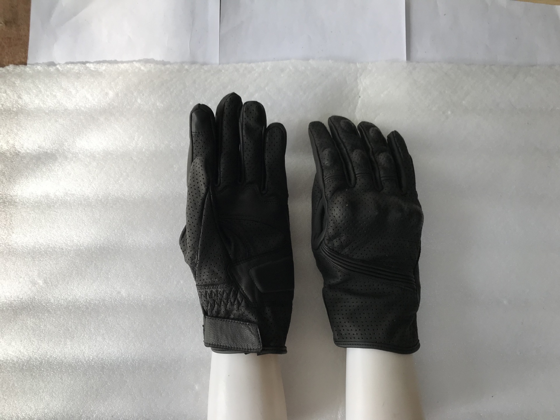 로고 없이 펀치