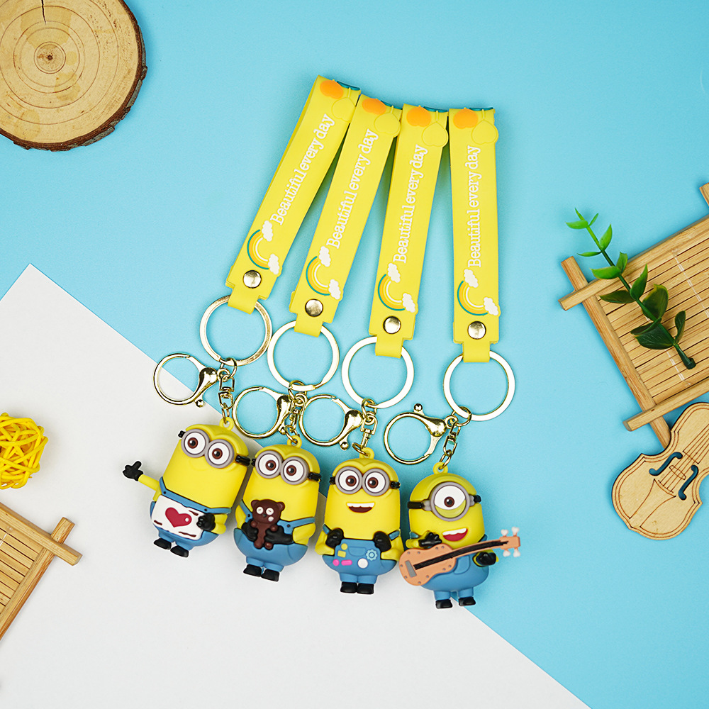 厂家批发卡通小黄人钥匙扣女可爱创意精致汽车钥匙链书包挂件