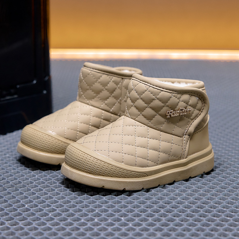 Botas de nieve para niños y niñas botas de algodón impermeables 2026 invierno nuevo terciero calentamiento suave antideslizante zapatos para niños