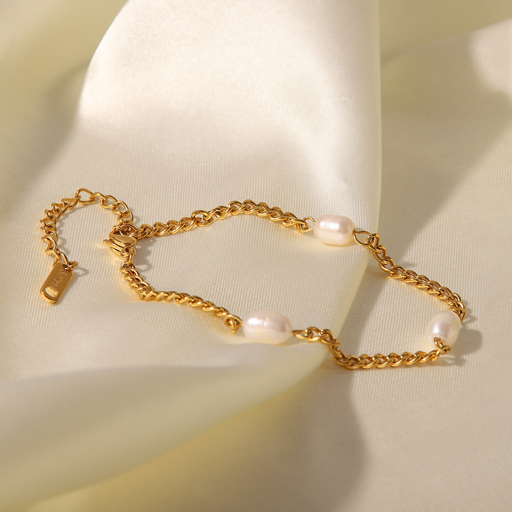 Fashion Geometric Stainless Steel Gold Plated Pearl Bracelets