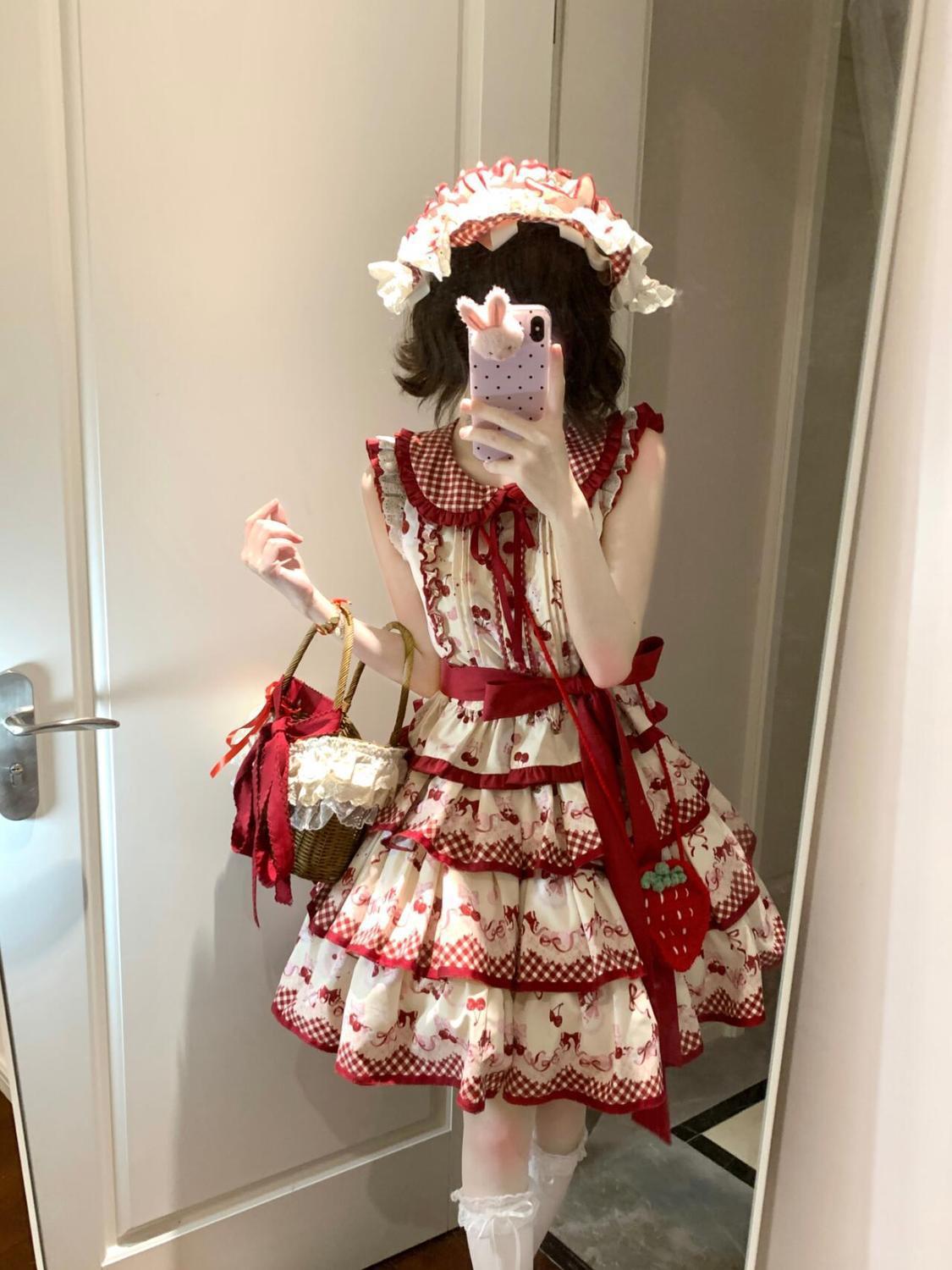 夏季新款日系甜美樱桃小飞袖蝴蝶结娃娃领连衣裙女收腰格纹蓬蓬裙
