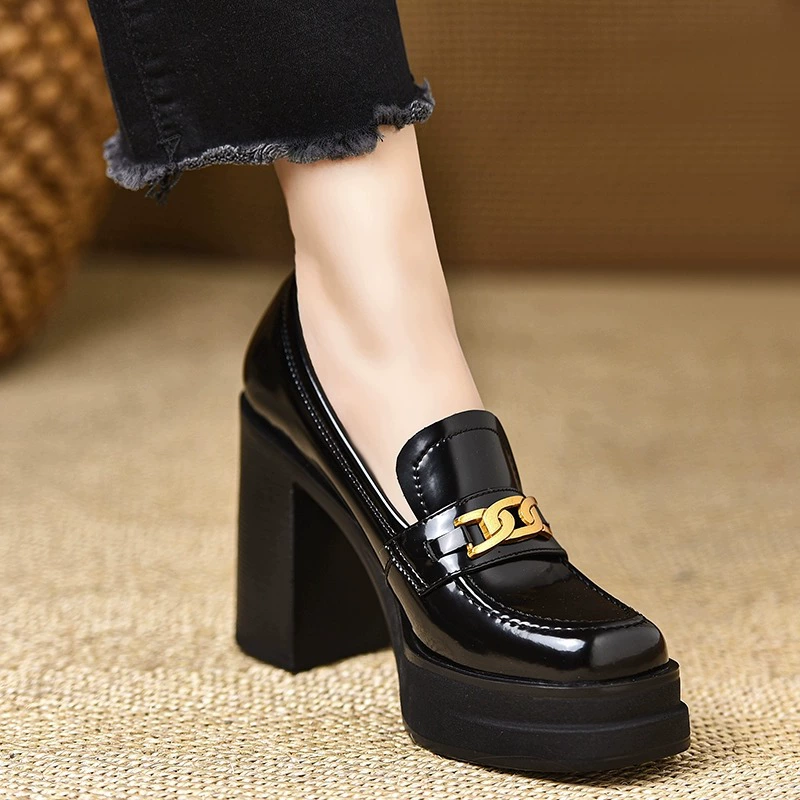 Лакированная кожа модная водонепроницаемая платформа одиночная обувь женская весна новый маленький человек увеличивает темперамент туфли на каблуках на высоком каблуке