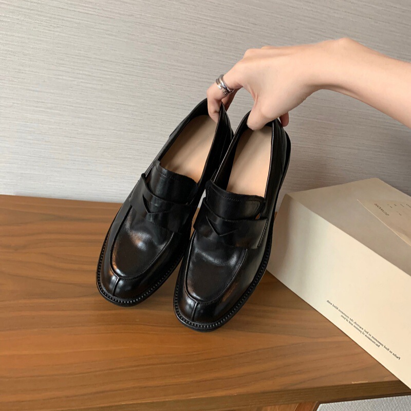 ソフト牛革 ~ 本革怠け者の足は厚い底の楽福の靴の女性の秋冬の新型の復古の靴の英倫の小さい靴を漕ぎます。|undefined