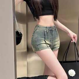 复古牛仔短裤女春季新品紧身辣妹高腰修身显瘦做旧字短裤热裤新品