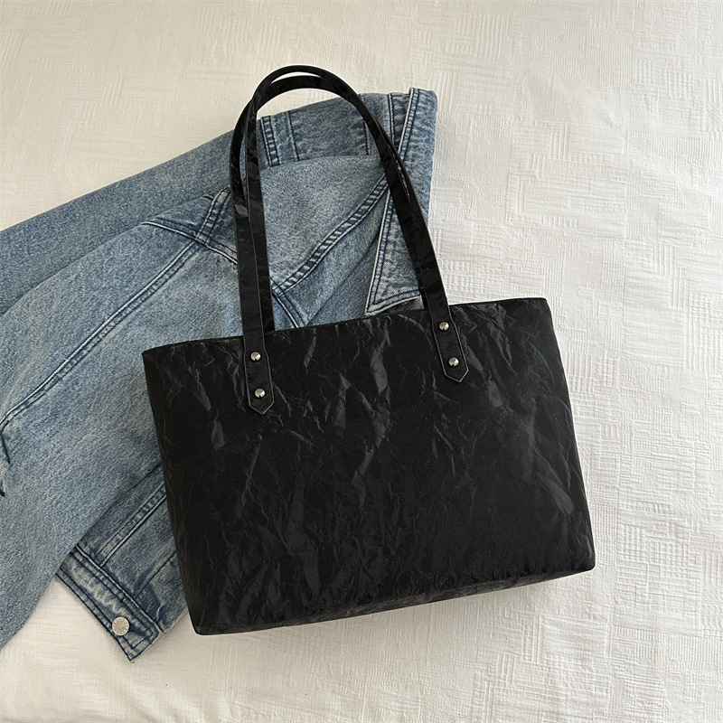 Bolsa de viaje de clase de estudiantes para mujeres 2024 nueva moda primavera hombro brazalete bolsa de alta capacidad de gran tamaño bolsa de mano