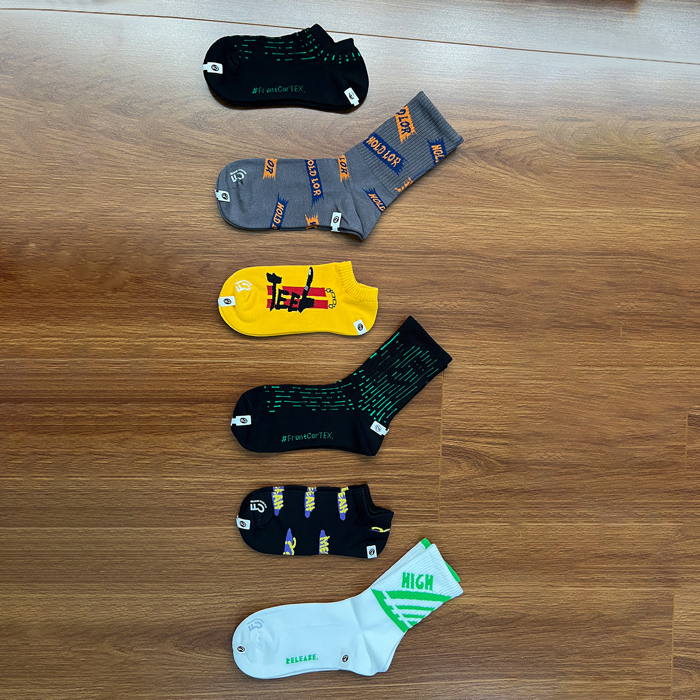 Clearance Sale, No Returns or Exchanges. Lycra Antibacterial, Odor-Resistant, Breathable, Sweat-Absorbing Combed Cotton Short Socks, Mid-Calf Socks, Unisex