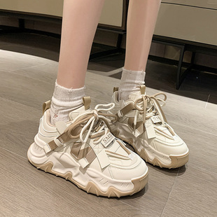 �ڰ���؈�ϵ�ЬŮ2025�ļ��¿�W؛���С��ը���@�_СС���\��Ь