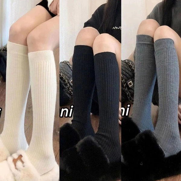 Japanese multicoloured demi-season black knee socks, fitted