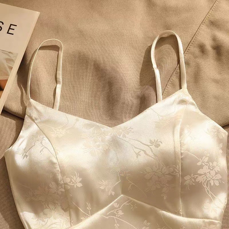 軽くて豪華な新しい中国式のフランス式のジャカードのサテンのサスペンダーのベストの上着の背もたれの胸のパッドの短い上着の女性は外に着て底を打ちます。|undefined