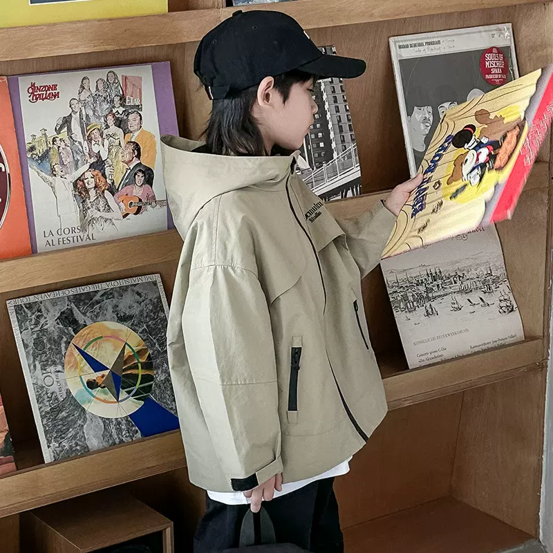 儿童装秋装2025新款大男童秋季外套可拆卸冲锋衣春秋款男孩上衣潮