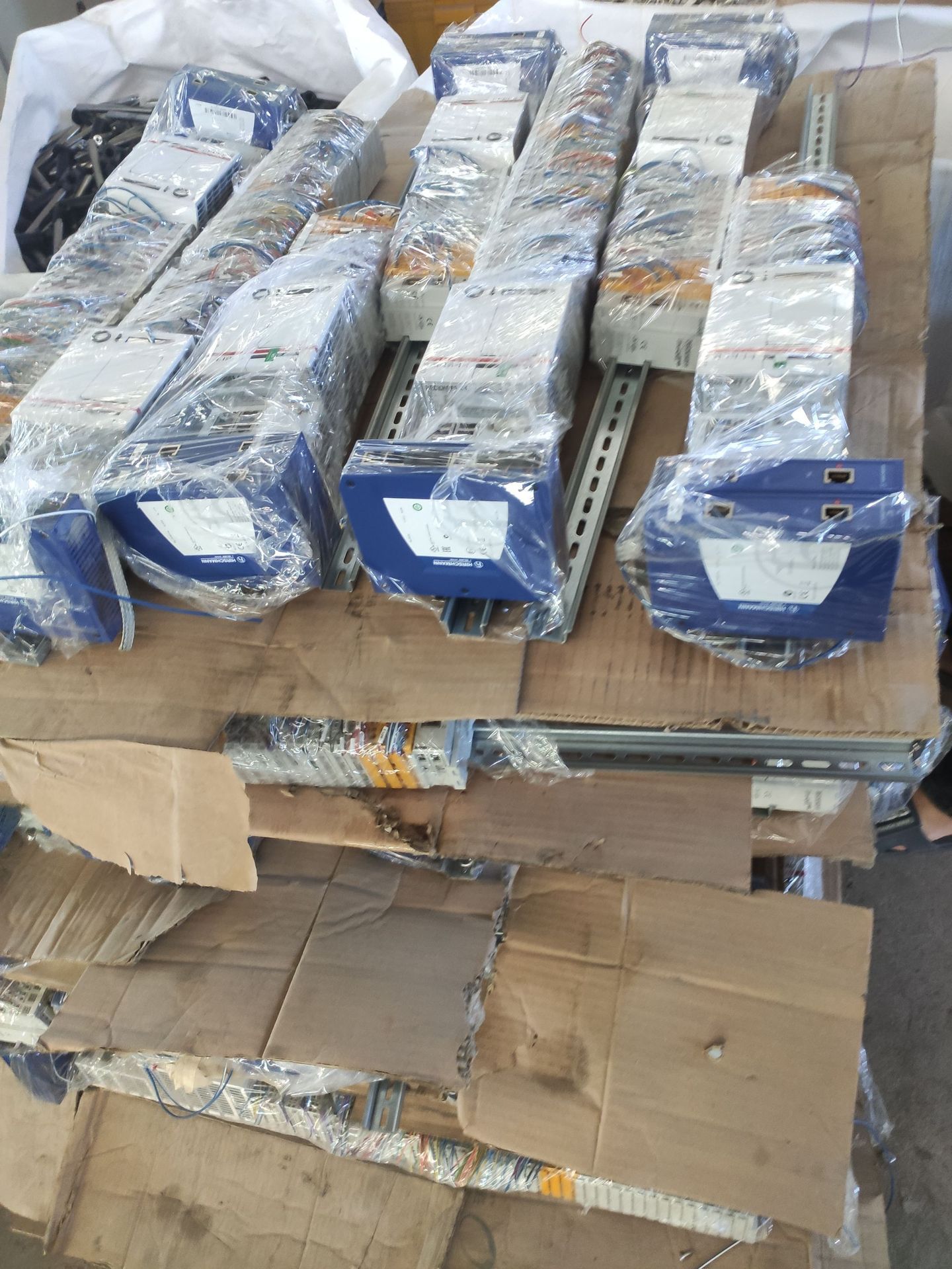 【倍福】德国BECKHOFF EK1914 EtherCAT耦合器 议价