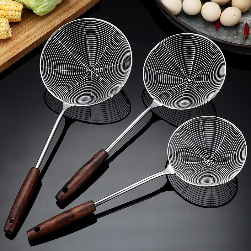 Colador de acero inoxidable, colador de alambre con mango de madera, colador de harina para hornear, colador grande, olla caliente, cuchara para freír, cocina casera