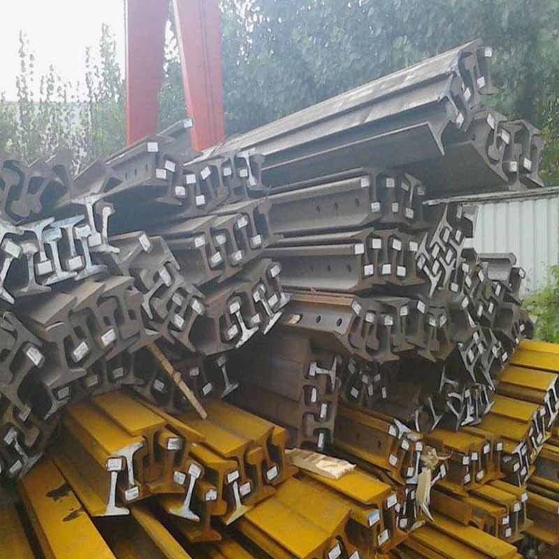 遵义市轨道钢现货批发38kg-QU120重轨库存千吨可加工打孔配件齐全