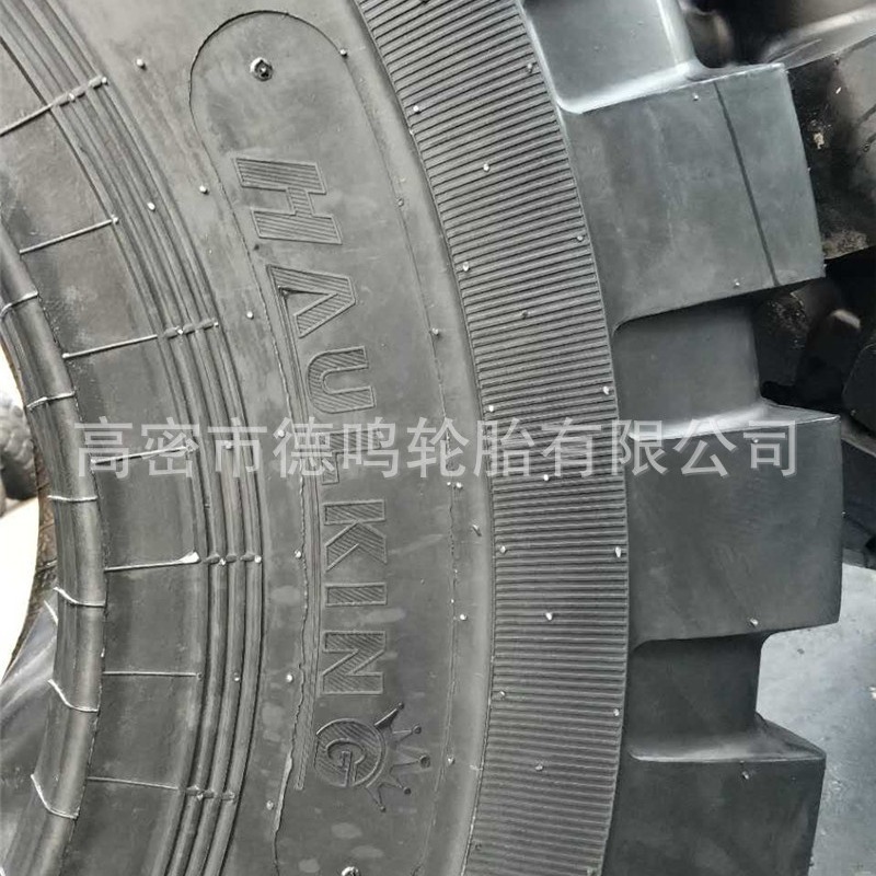 Suministro de fábrica de maquinaria de ingeniería neumático 20.5-25 cargador neumático L5 patrón