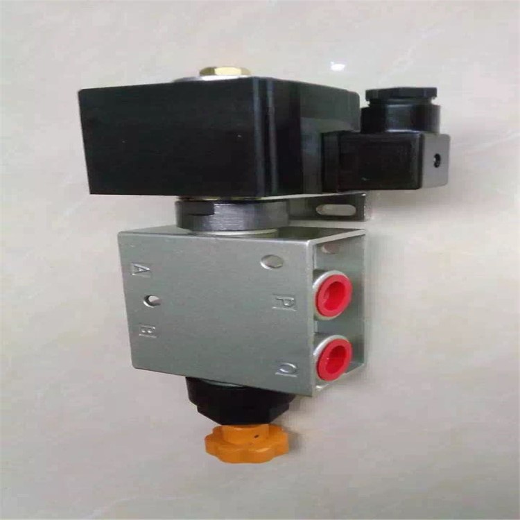 A102ED-15二位四通电磁换向阀YC24D-15两位五通电磁阀25JD-20排泥