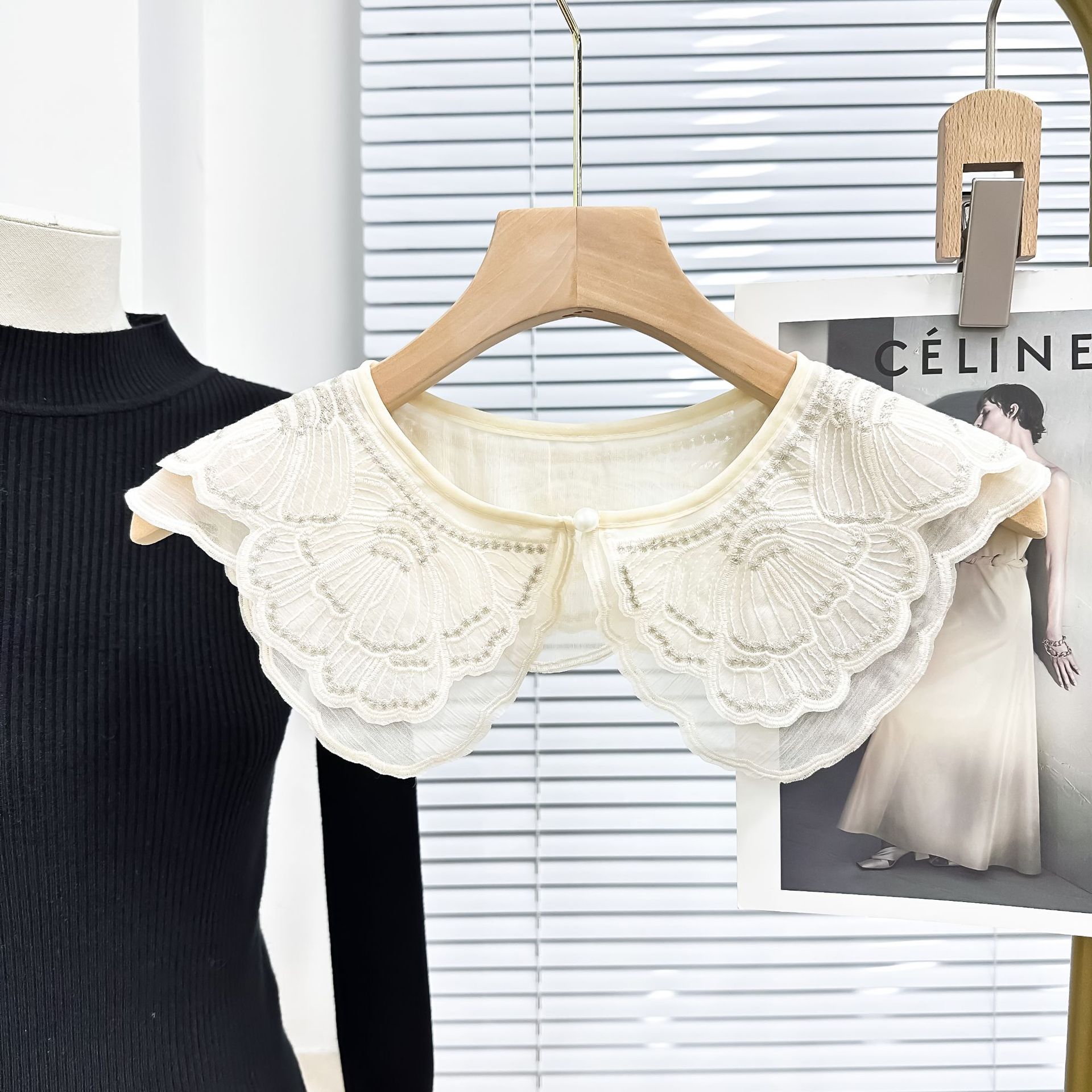 Oganza cuello bordado cuello de encaje soluble en agua vestido de mujer camisa decoración de cuello falso en stock