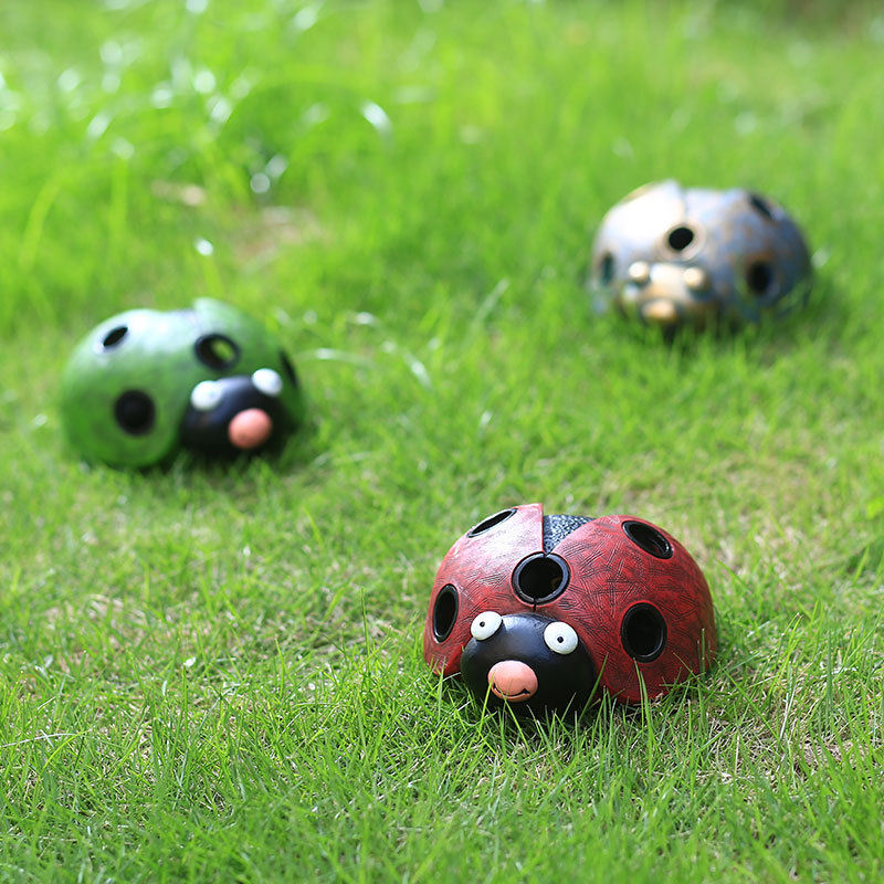 Lámpara solar decoración simulación siete estrellas mariquita al aire libre jardín césped resina decoración creativa regalo