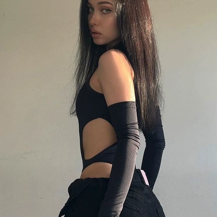 [Бесплатная доставка 20 штук] Европейские и американские сексуальные сексуальные рваные цельные топы с открытыми плечами и длинными рукавами для внутренней и верхней одежды