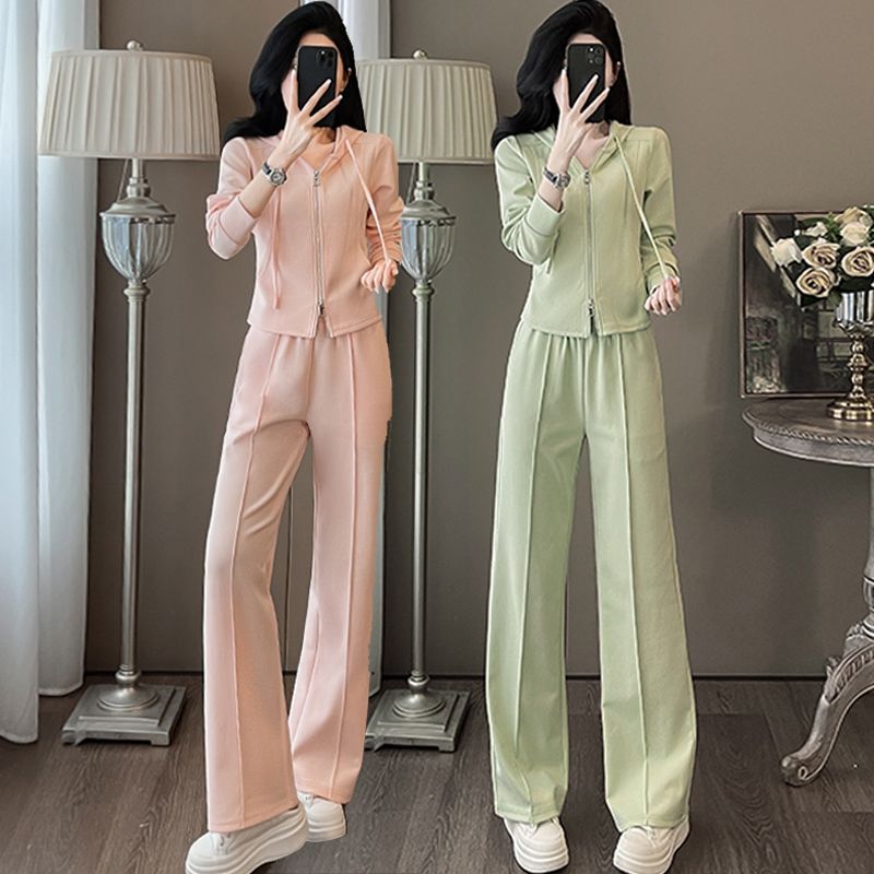 Casual Sportswear suit Hooded Sweatshirt 2024 New Fashion Stylish Age-reducing Slim-fit Two-piece Set for Outer Wear