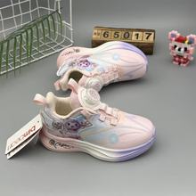 儿童皮面防水运动鞋女童卡通亮灯跑步鞋2025秋季新款轻底纽扣鞋子